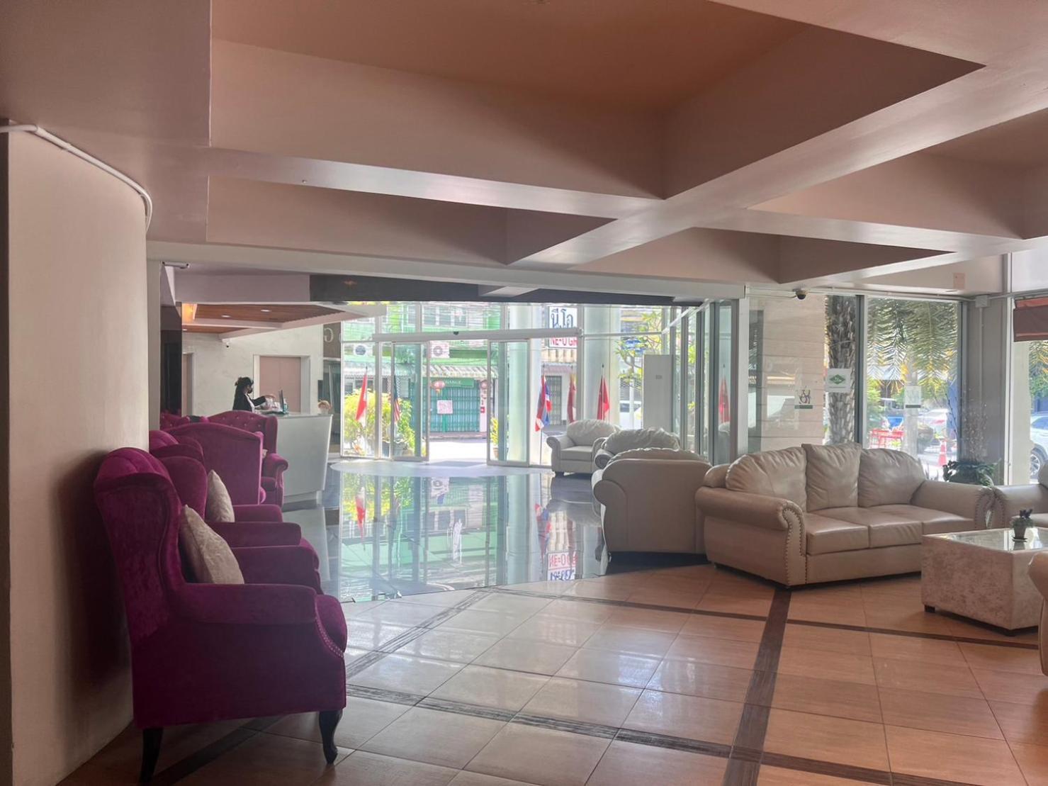 Neo Hatyai Hotel Hatjaj Kültér fotó
