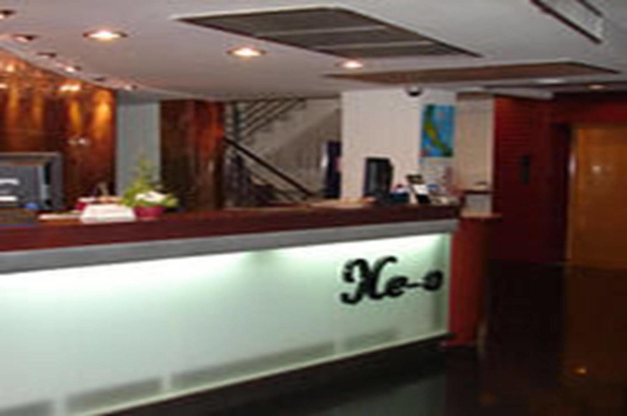 Neo Hatyai Hotel Hatjaj Kültér fotó
